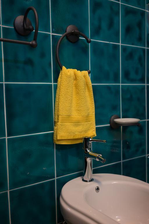 カリアリCasa Spigaアパートメント エクステリア 写真