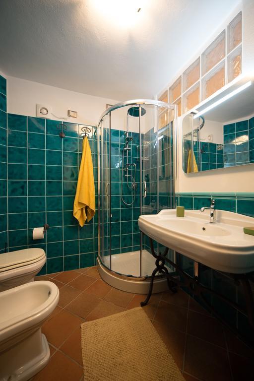 カリアリCasa Spigaアパートメント エクステリア 写真